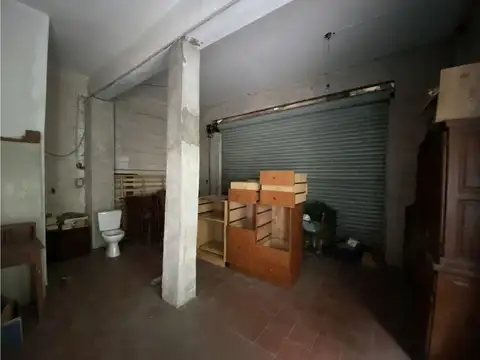 Local en Venta en Isidro Casanova, USD 99.000