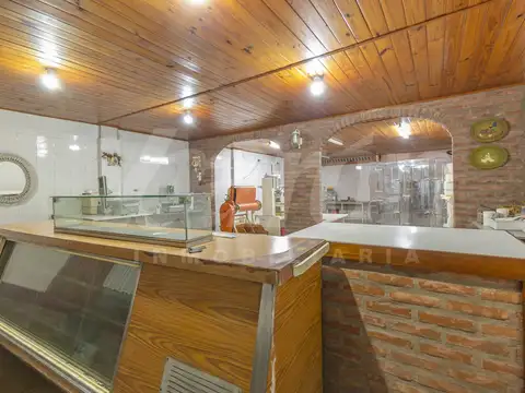 Venta- Locales + vivienda 4 amb- Cerrito 2288- Temperley
