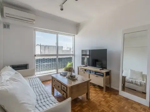 Venta | Departamento 2 ambientes en Palermo con balcón en piso alto