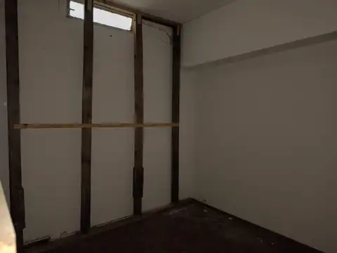 CASA MÁS DPTO A REFACCIONAR BARRIO URQUIZA 3 DORM