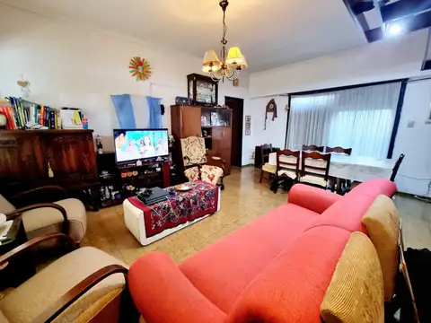 Casa en Venta en Jose Leon Suarez, USD 120.000