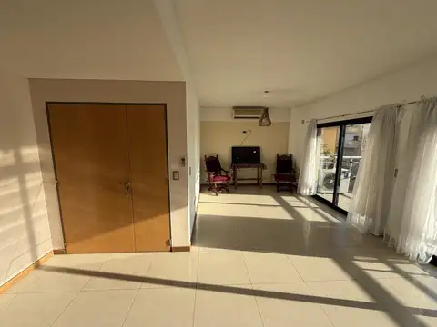 Departamento 4 ambientes con 3 baños