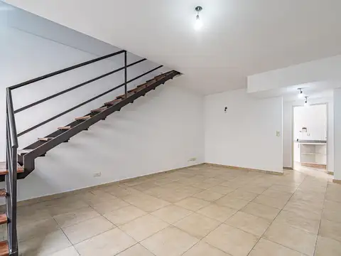 Depto Tipo Casa en Venta en Parque Patricios, USD 130.000