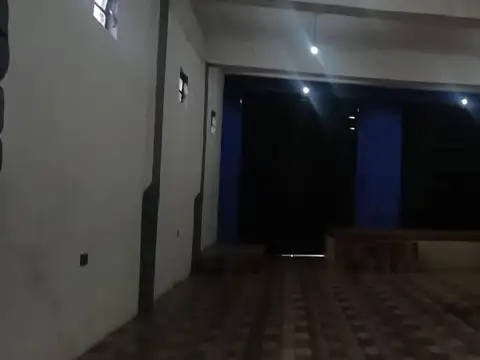 Local en Alquiler en Gregorio de Laferrere, $ 600.000