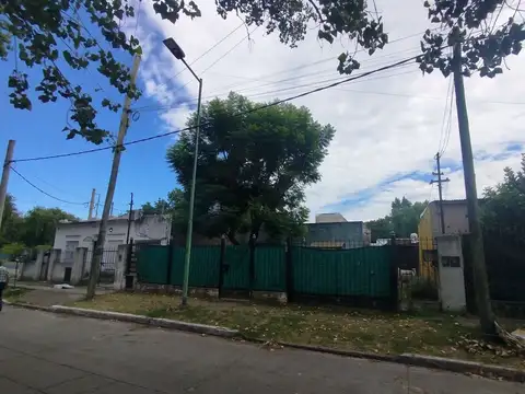 Calle Avellaneda 1700