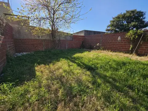 Depto Tipo Casa en Venta con 1 cocheras