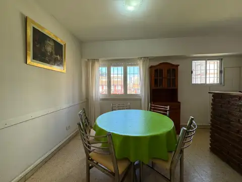 Departamento en Alquiler en Villa Gesell, $ 100