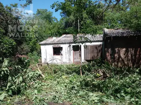 Casa a Reciclar  en Venta-  Barrio El Cazador