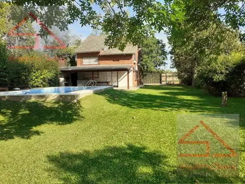 Casa Quinta en Venta - parque - piscina - quincho - Gral. Rodriguez
