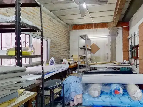 Depto Tipo Casa en Venta 42 años