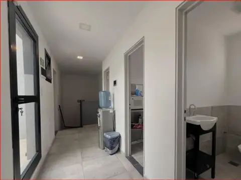 OFICINA de 113m² - 2 plantas. Barrio Jardín