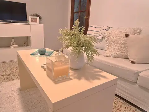 OPORTUNIDAD  INCREIBLE CASA CON PISCINA Y JARDIN - 5 AMB - COCHERA DOBLE - OFFICE - SUM - APTO CREDITO