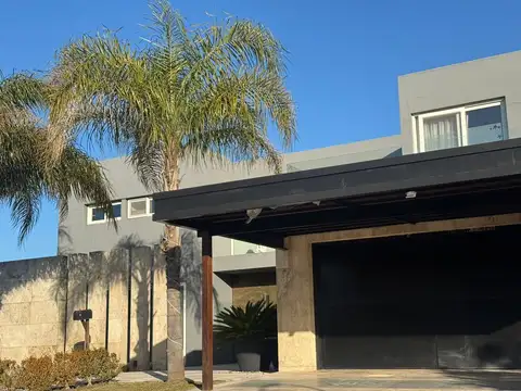 Casa en Venta de 6 dormitorios