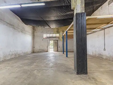 Depósito Galpón  en Venta en Morón, G.B.A. Zona Oeste, Argentina