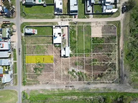 Lote en VENTA | 12,20 x 37,20 | 20 entre 517 Bis y 518 La Plata