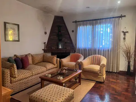 Casa en Venta en Carapachay, USD 250.000