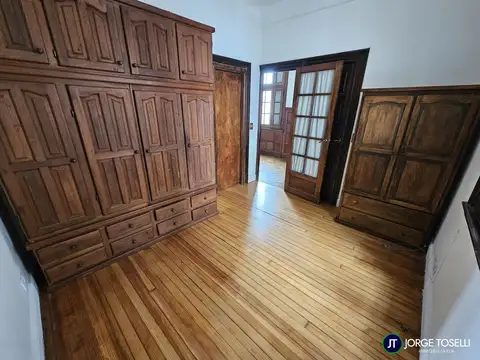 DEPARTAMENTO DE 3 AMBIENTES CON DEPENDENCIAS EN ALQUILER