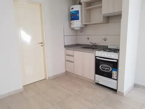 Departamento en Alquiler en Caseros, $ 400.000