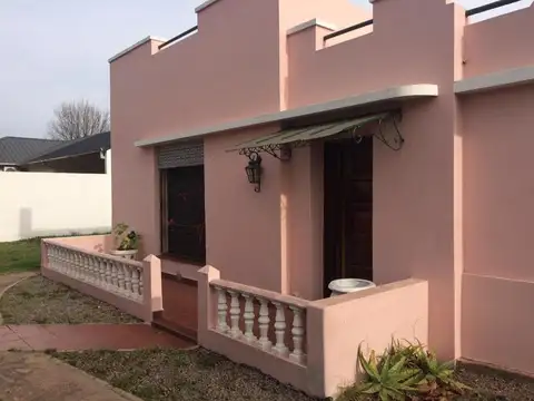 Casa en alquiler en Marcos Paz