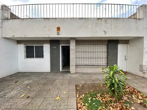 Venta Casa tres dormitorios. La Florida - Rosario