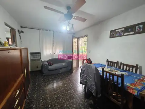Alem 2100, Piso PB