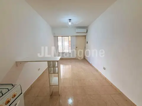 Departamento en Alquiler en Villa Luzuriaga, $ 430.000