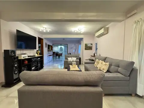 Casa en Venta en Villa Lugano, USD 175.000