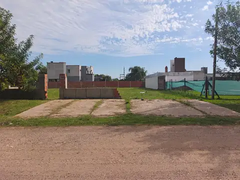 Terreno en Venta en Funes, USD 60.000