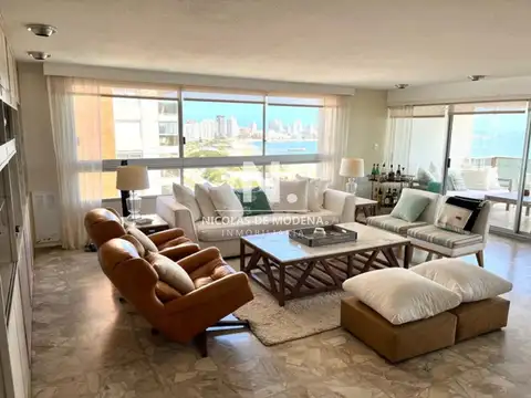 Departamento 5 ambientes con 4 baños