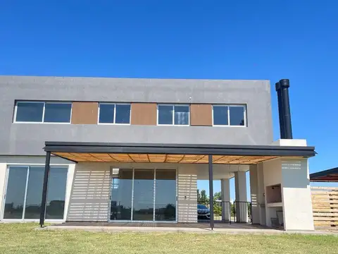 Casa en Venta de 5 dormitorios