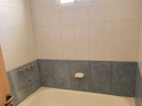 Departamento 7 ambientes con 1 baño