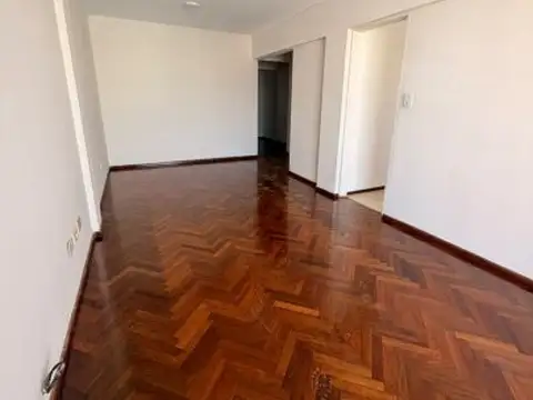 H Irigoyen 1573 Piso 8 Dto A