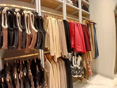 VENTA Fondo de Comercio Local de Ropa - Centro, Rosario
