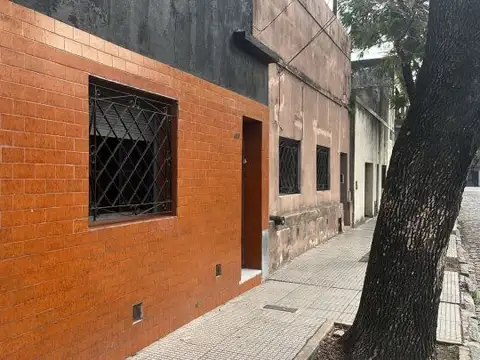 Venta Casa Barracas en Block 2 Deptos 2 amb c/u