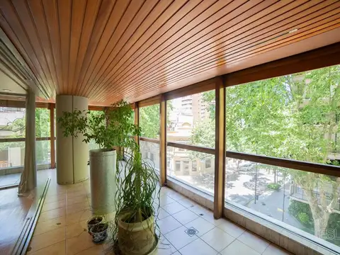 Departamento 5 ambientes con 3 baños