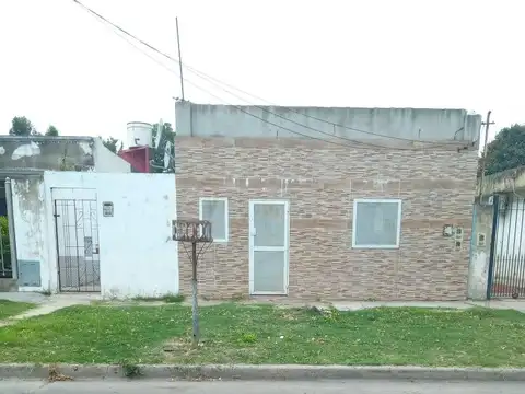 Propiedad Multifamiliar 170 m² c/ Depto 2 Amb y Habitaciones - King, J. Mármol
