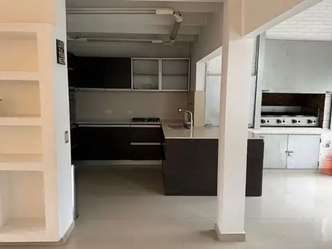 Excelente Propiedad en VENTA Country Venado I
