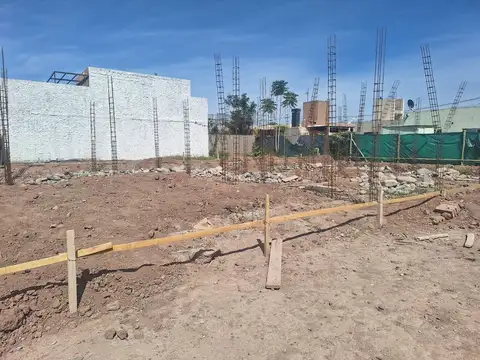 Casa 2 ambientes con 1 baño