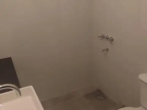 Depto Tipo Casa 3 ambientes con 2 baños