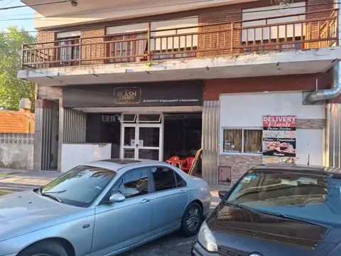 Importante Salon ! Santa Teresita Centro