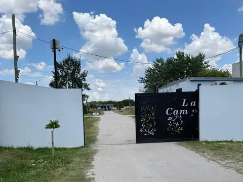 Terreno en venta - 300Mts2 - Ángel Etcheverry, La Plata