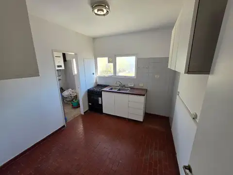 Departamento en Alquiler en Villa Luro, $ 900.000