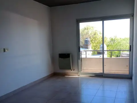 DEPTO 2 AMBIENTES CON BALCON SAN FERNANDO . BELGRANO 547