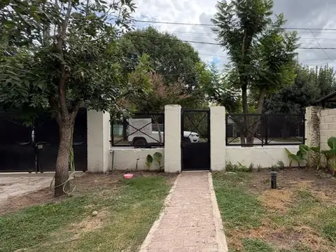 Casa 3 ambientes con 1 baño