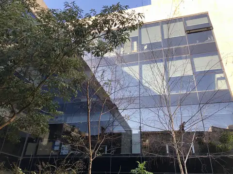 Oficina en Venta con 45 cocheras