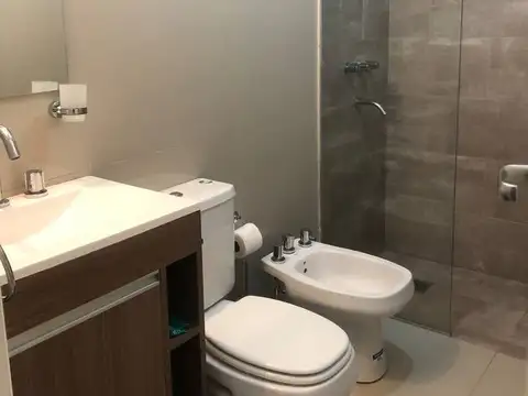 Departamento en Alquiler con 1 cochera