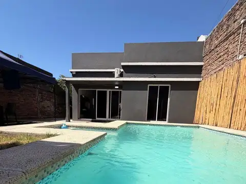 Casa 4 ambientes en lanus