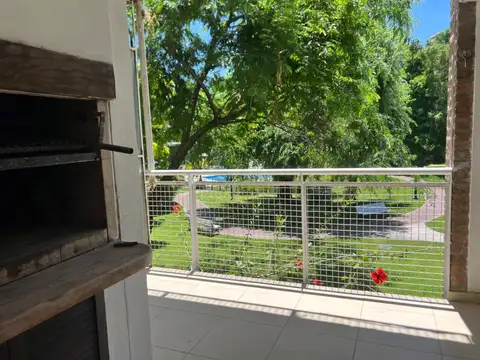 Monseñor Larumbe 3100 , Piso 1