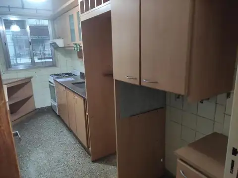 Departamento en Alquiler en Chacarita, $ 800.000