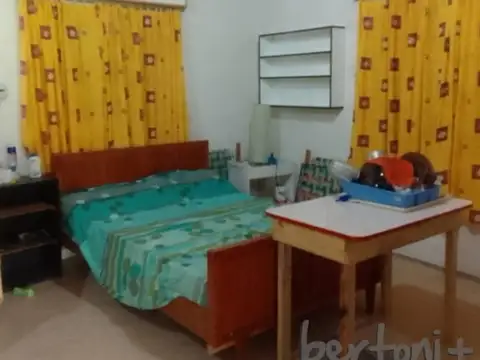 CASA EN NUEVA ESCOCIA, MONOAMBIENTE, COMODO
